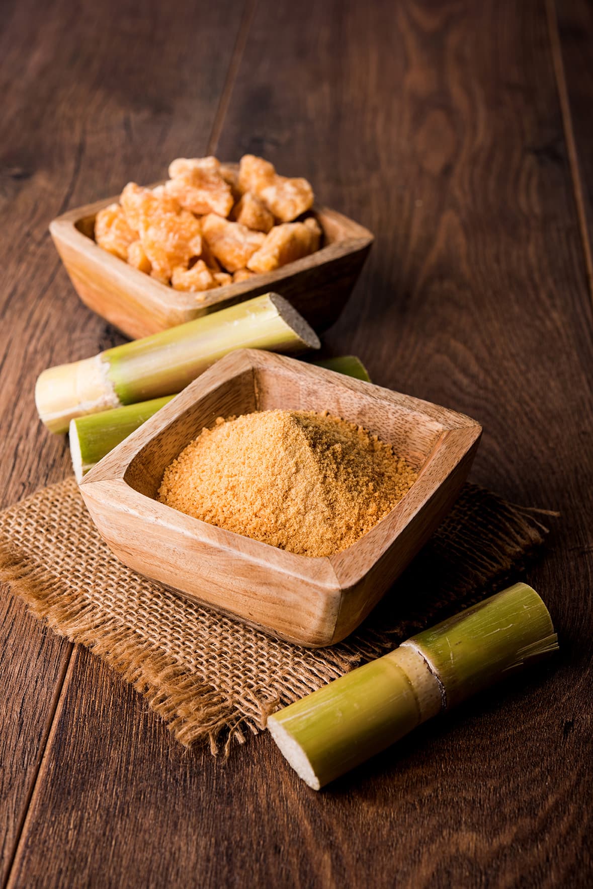 Mahima Marayoor jaggery in wooden bowls